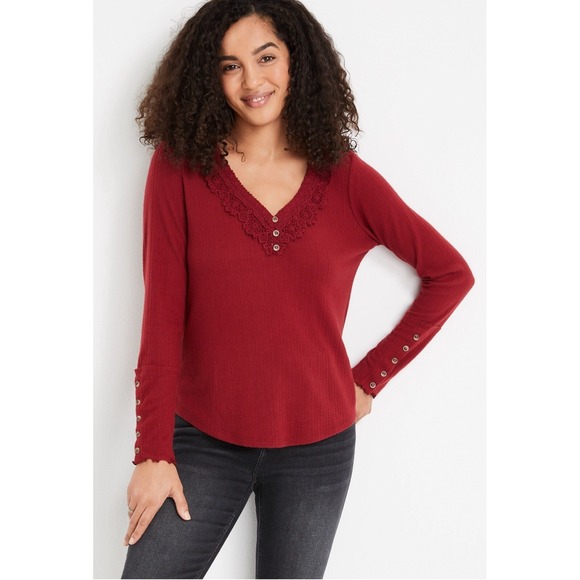 Maurices Top Womens Extra Small Burgundy Long Sleeve V-Neck NWT - Picture 3 of 3